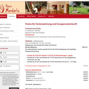 Responsives Design mit klarer Struktur und gut lesbaren Texten.